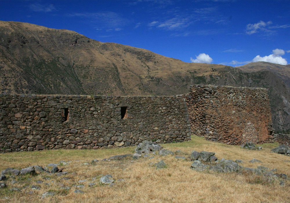 Pumamarca y Parque Arqueológico de Ollantaytambo