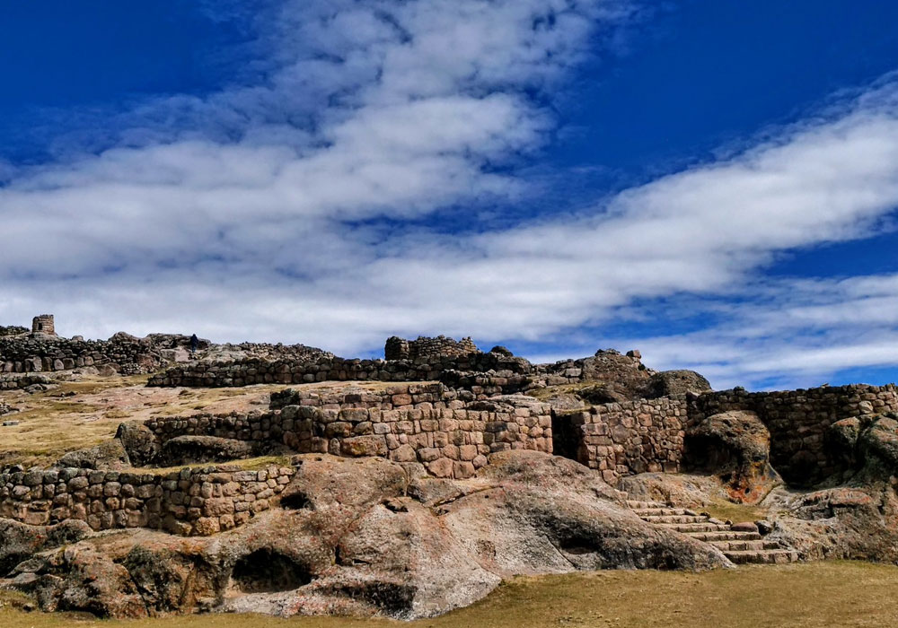 Tres Cañones de Suykutambo y Maukallaqta